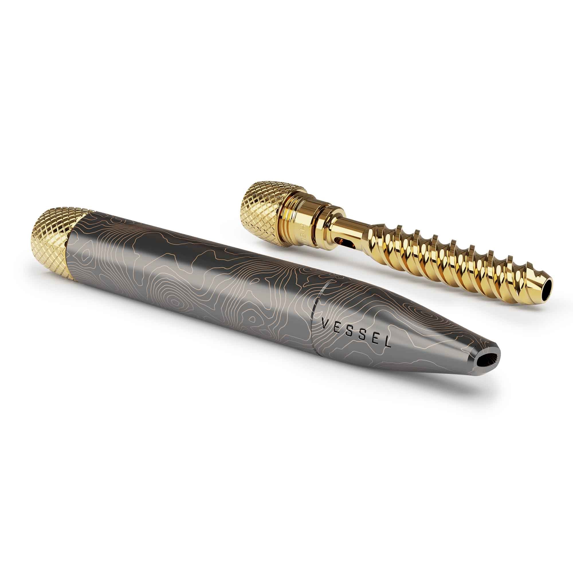 Vape pen Vessel assemblé avec des accents dorés